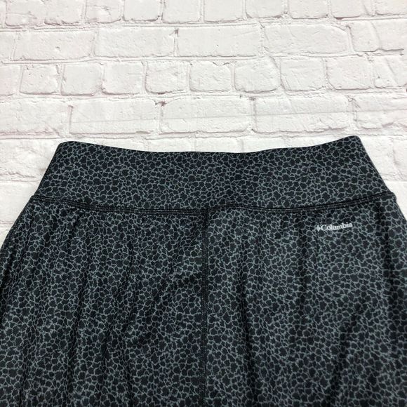 Columbia Women Pull On Skort Shorts Skirt Size Small Polyester Blend M056 -1 - Picture 13 of 15